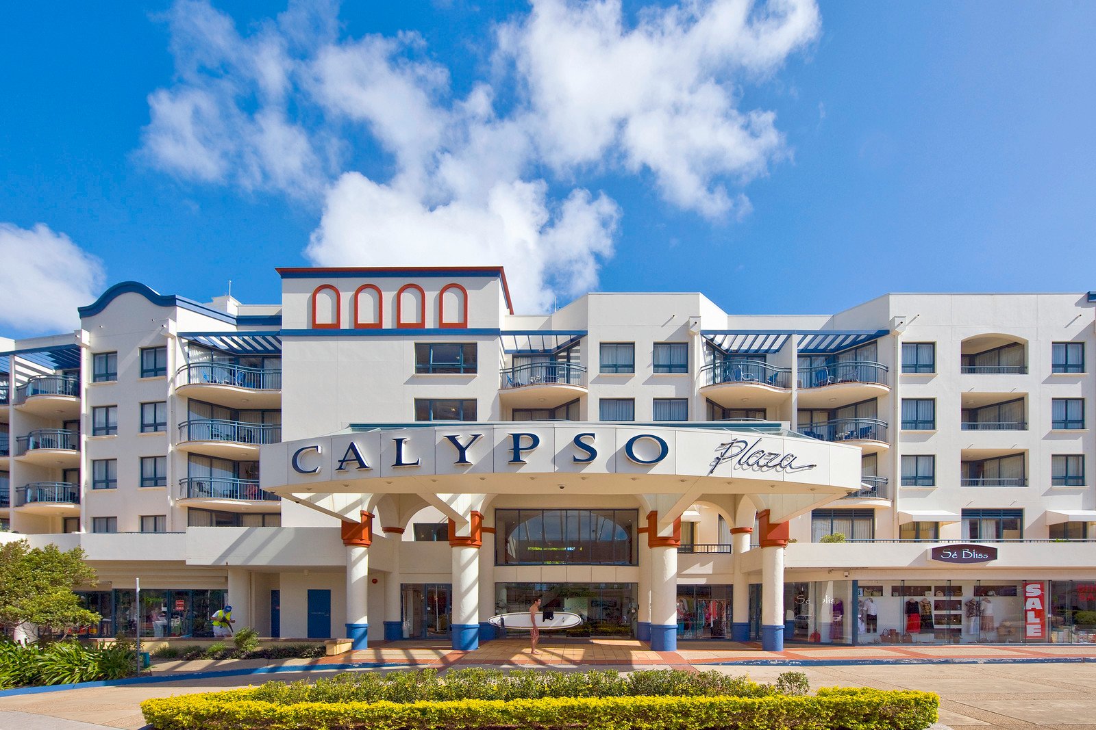 247-249/99 Griffith Street COOLANGATTA 10