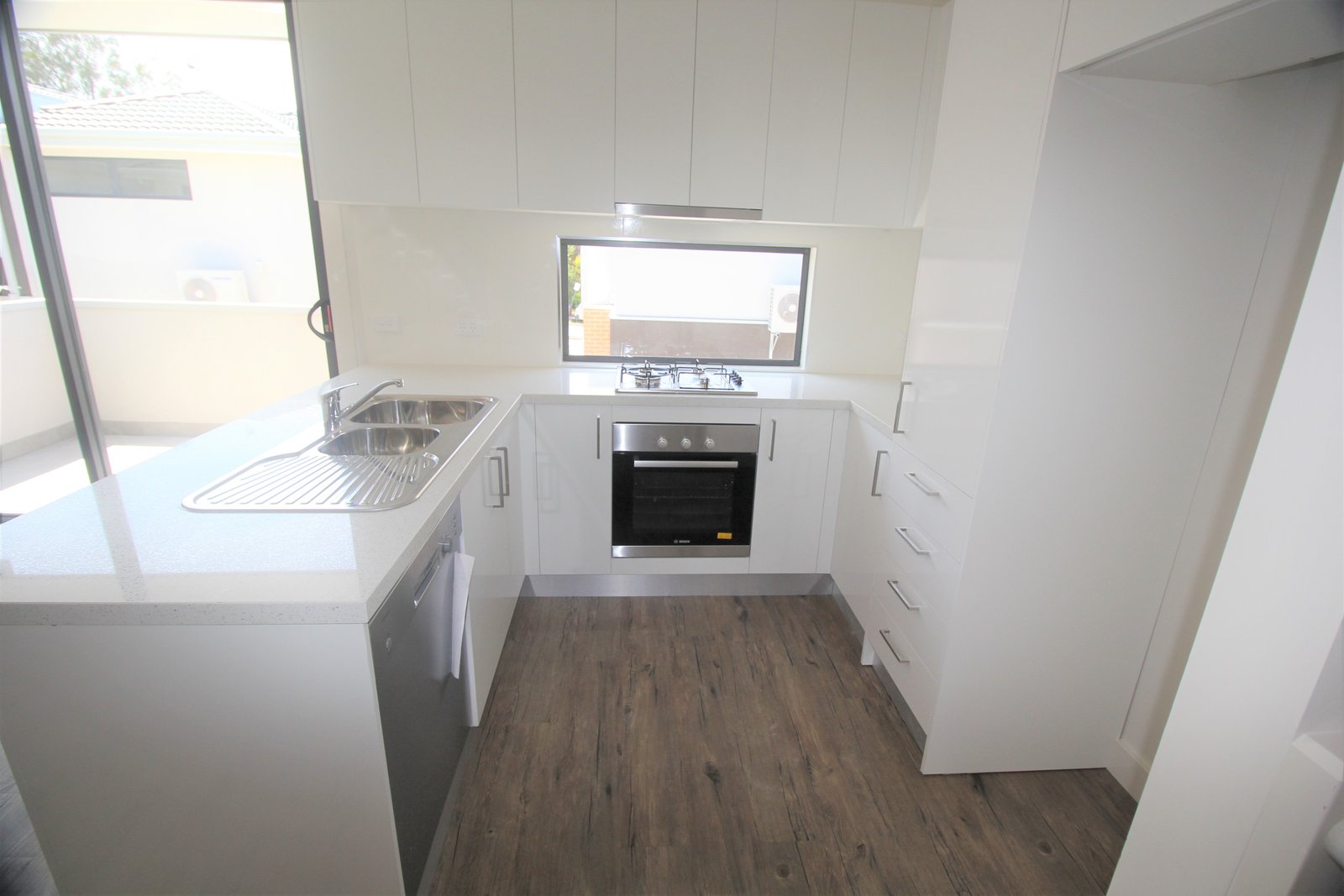 Gallery: 2/47-51 Evelyn Street