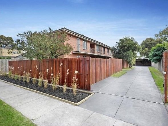 Gallery: 2/47 Albenca Street