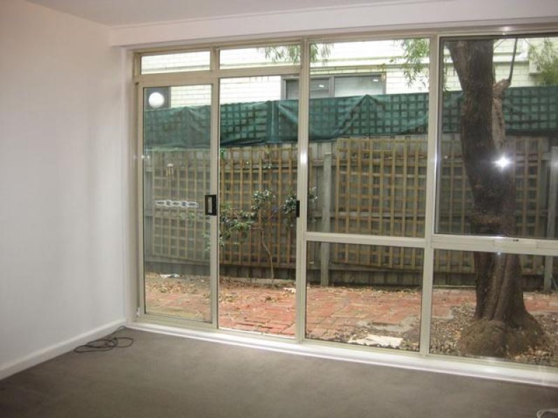 Gallery: 2/47 Alma Road