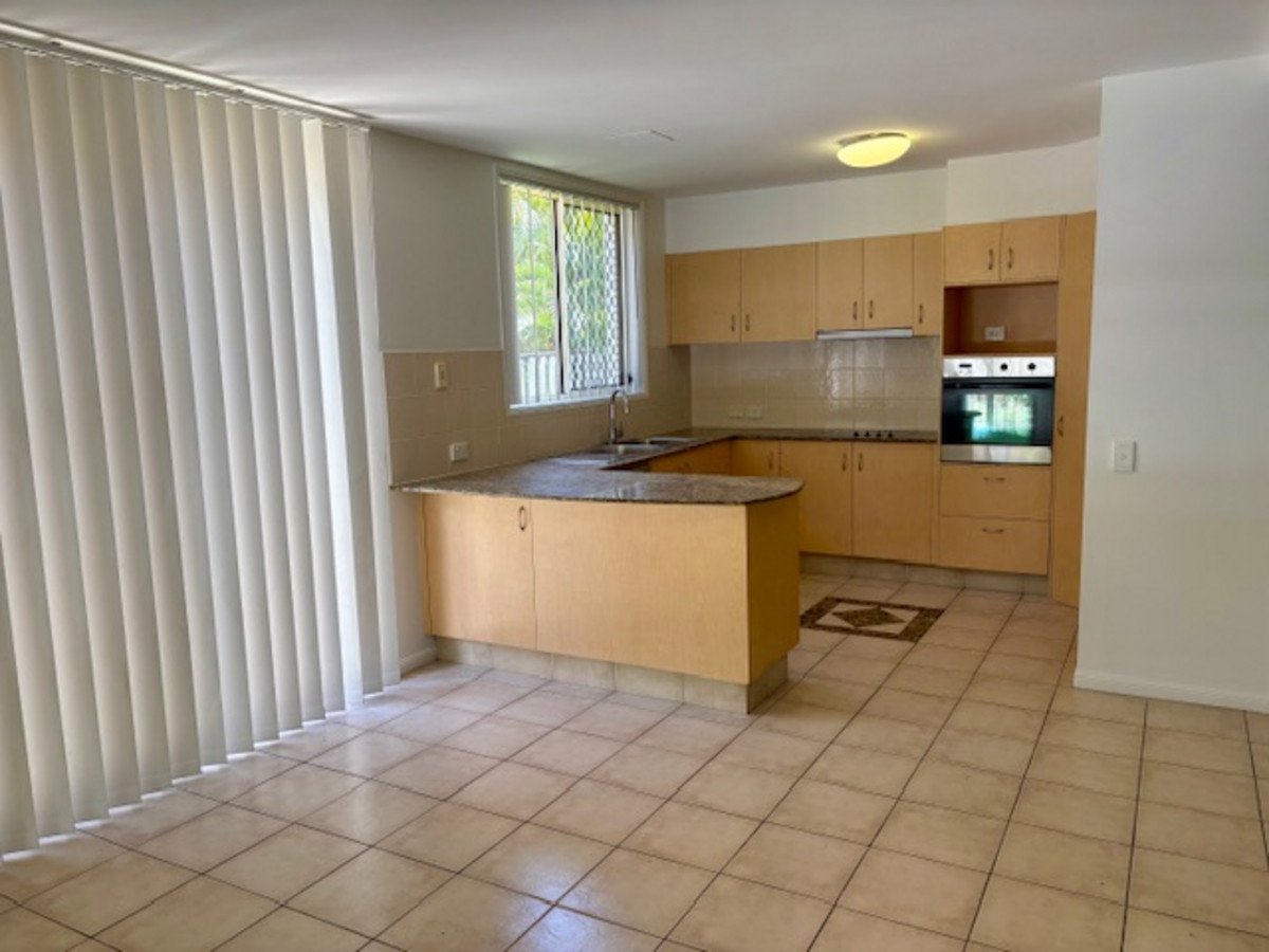 2/47 Bayswater Avenue VARSITY LAKES 4