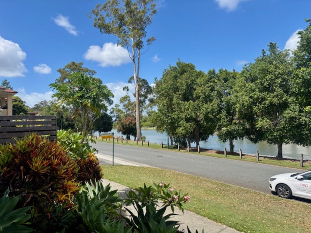 2/47 Bayswater Avenue VARSITY LAKES 21