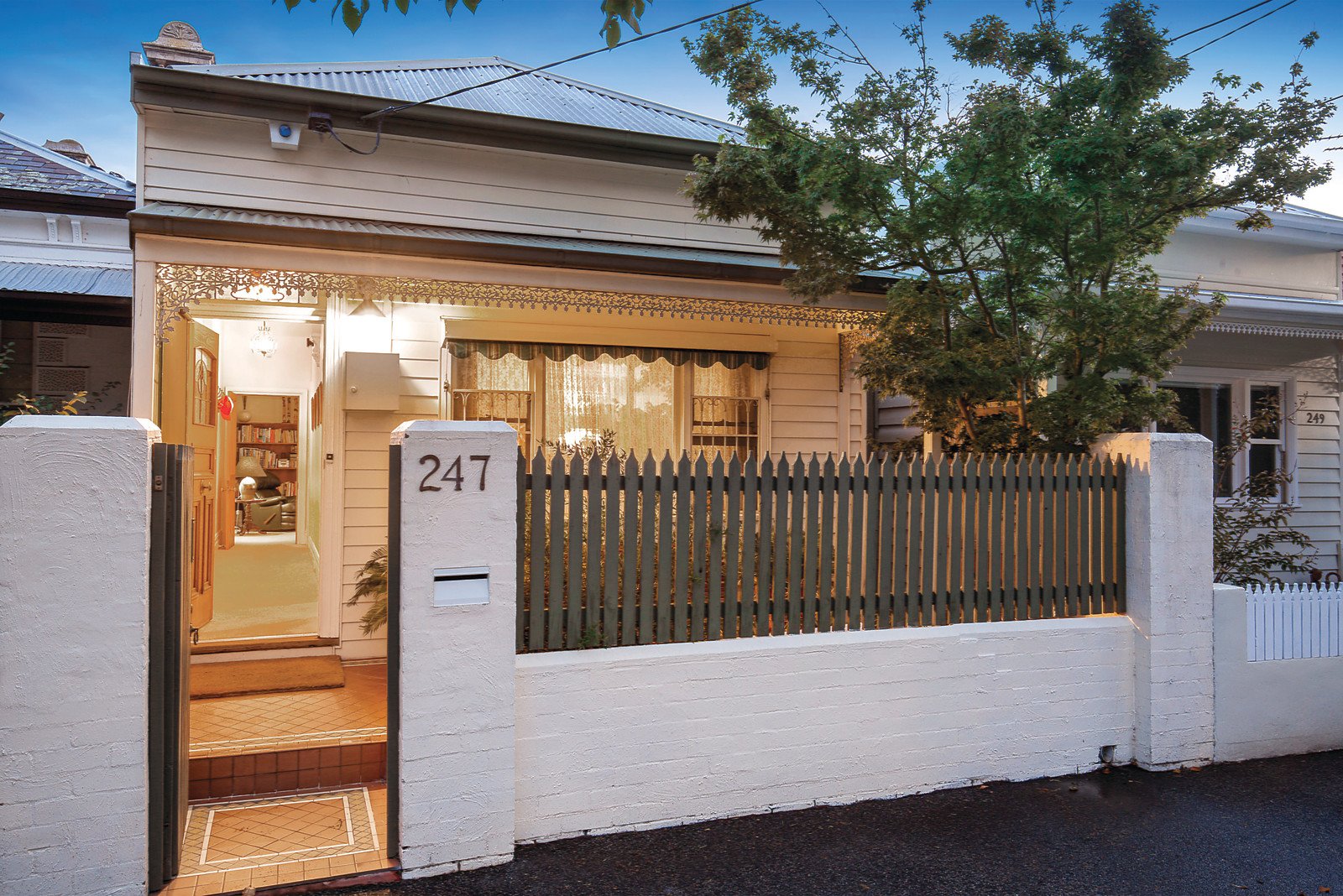247 Bridport Street West, Albert Park, VIC