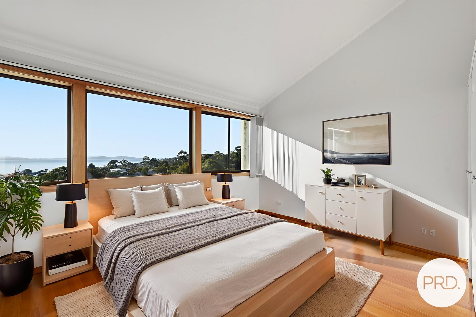 2/47 Calder Crescent BLACKMANS BAY 12
