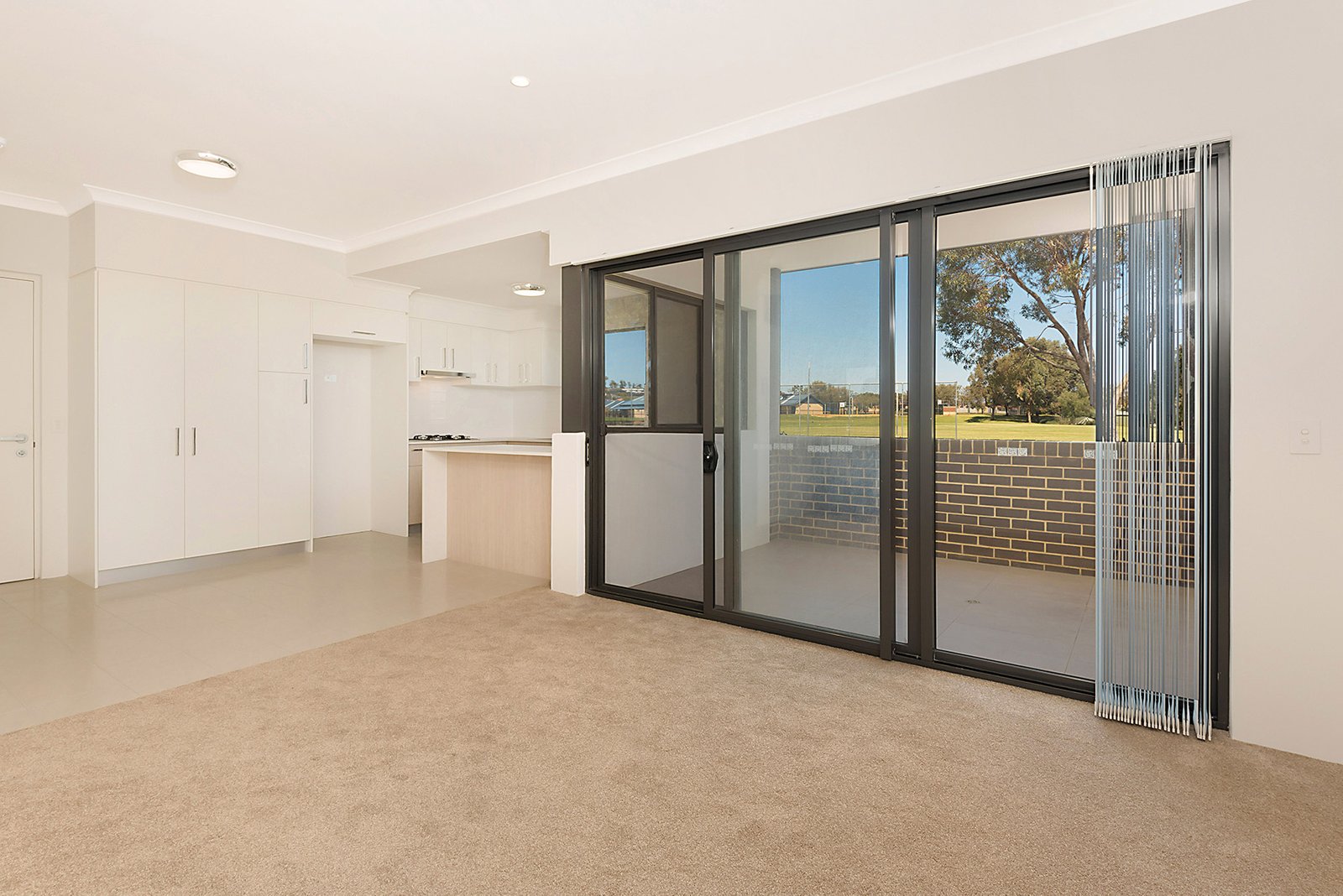 24/7 Durnin Ave  BEELIAR 3