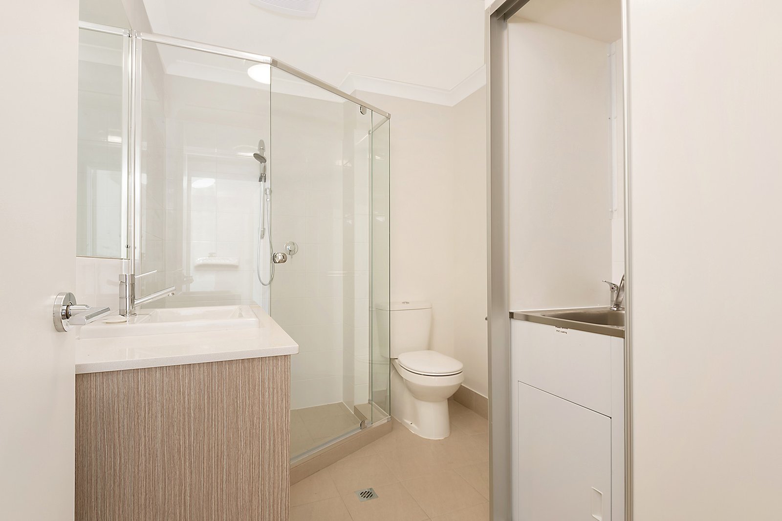 24/7 Durnin Ave  BEELIAR 7