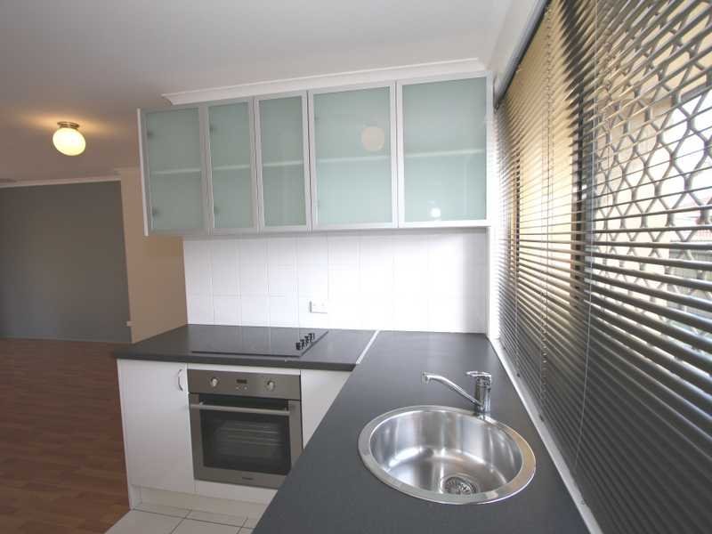 2/47 Galloway Drive ASHMORE 2