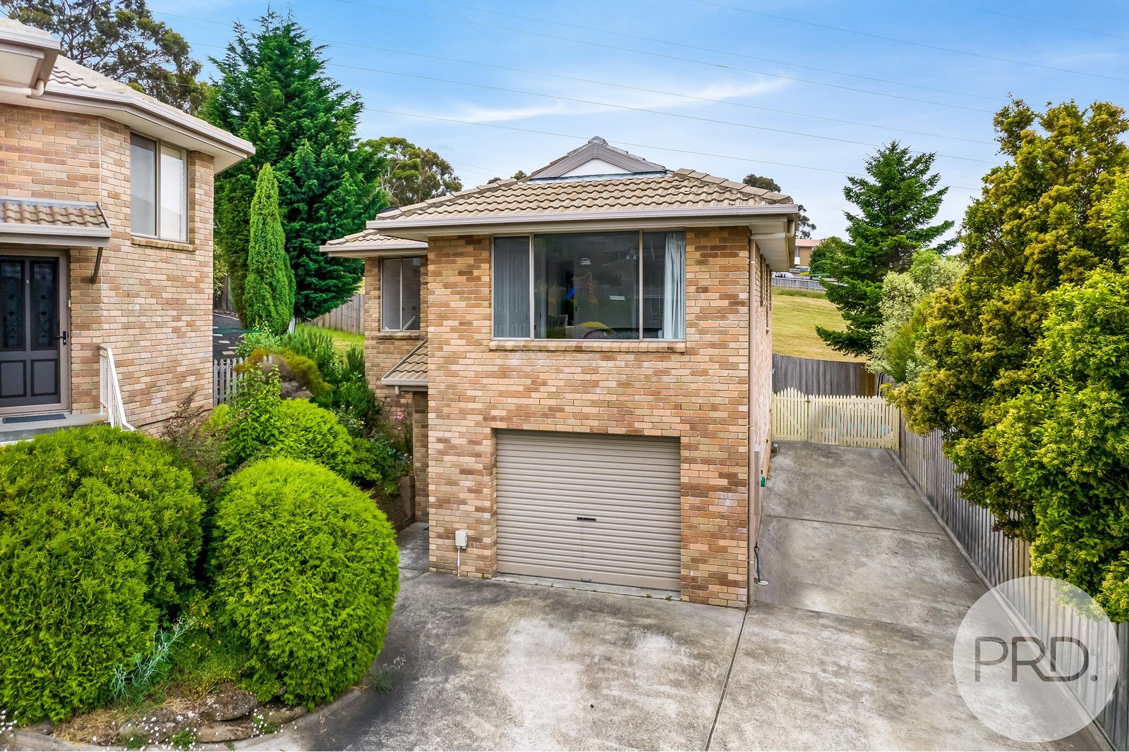 2/47 Girrabong Road LENAH VALLEY 1