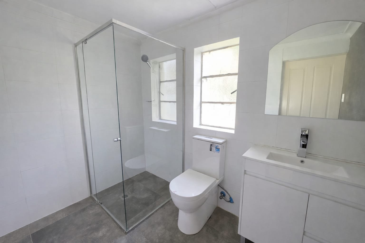 247 Memorial Avenue LIVERPOOL 2