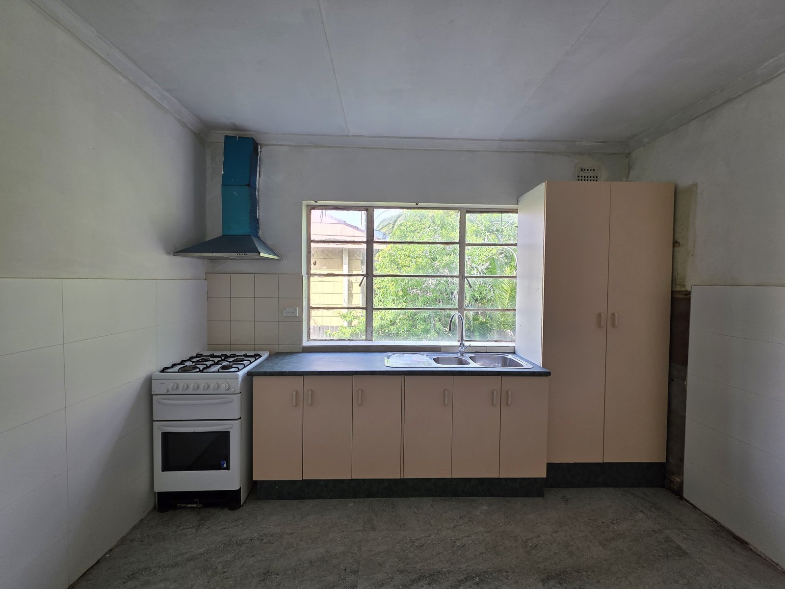 247 Memorial Avenue LIVERPOOL 4