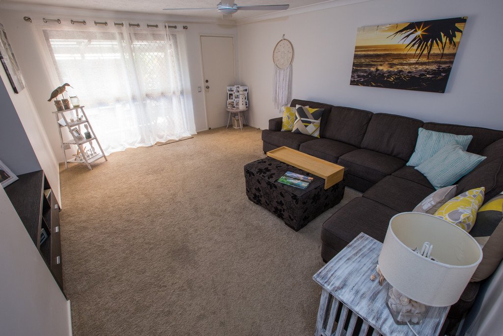 2/47 Treeview Drive BURLEIGH WATERS 5