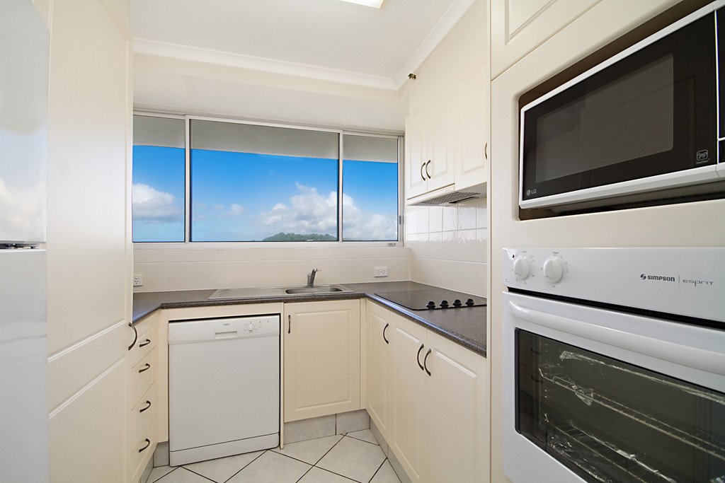 24/70 Marine Parade COOLANGATTA 4