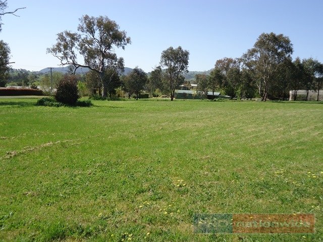 2/477 Wee Jasper Road TUMUT 2
