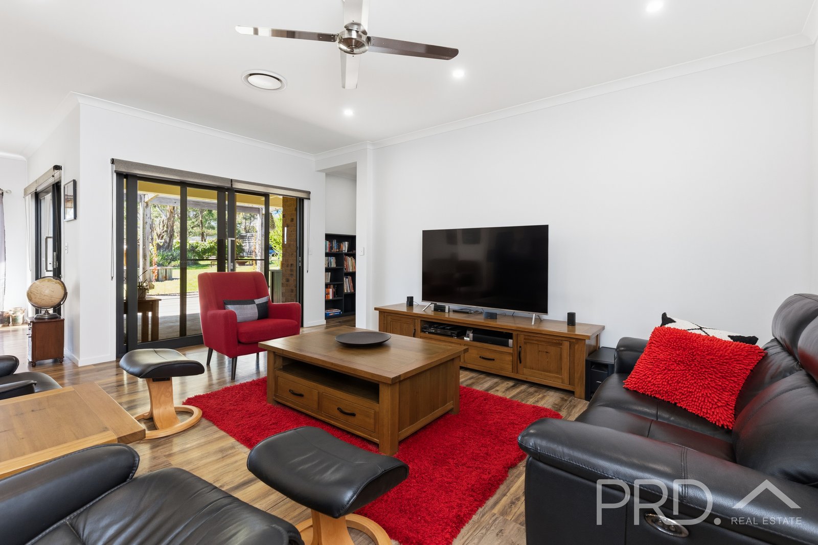 2/477 Wee Jasper Road TUMUT 18