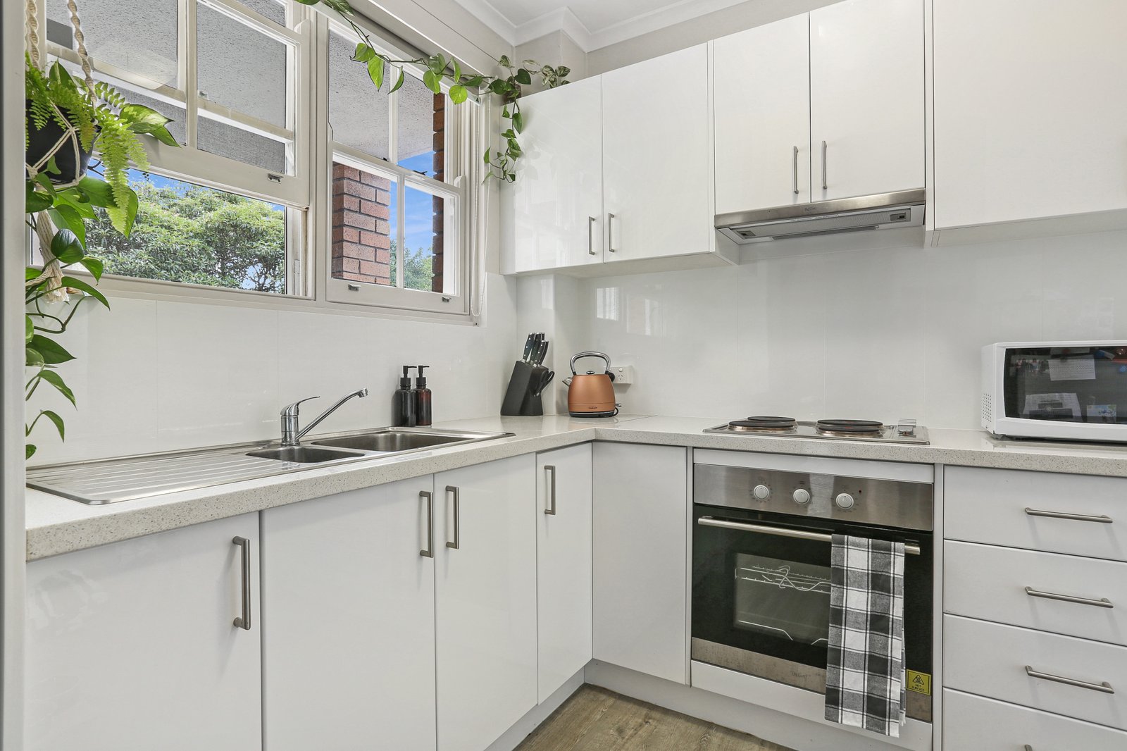 2/48-54 Smith Street WOLLONGONG 2