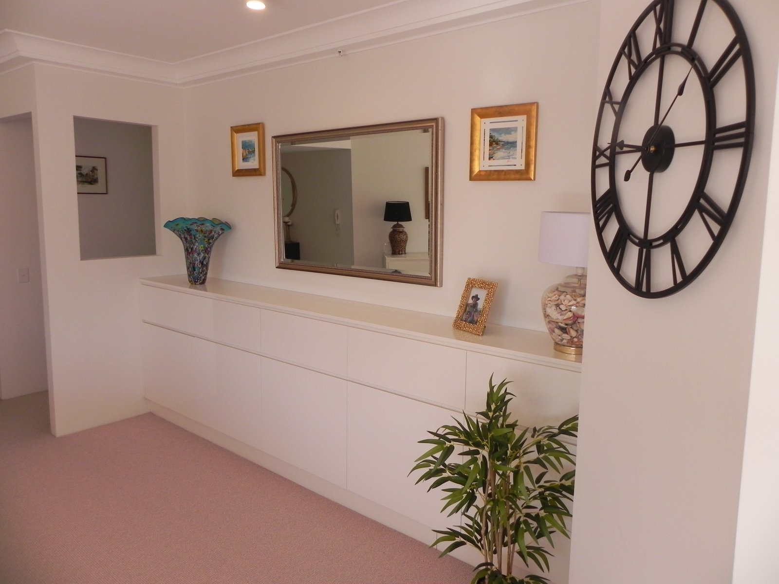 24/8 Admiralty Drive PARADISE WATERS 5