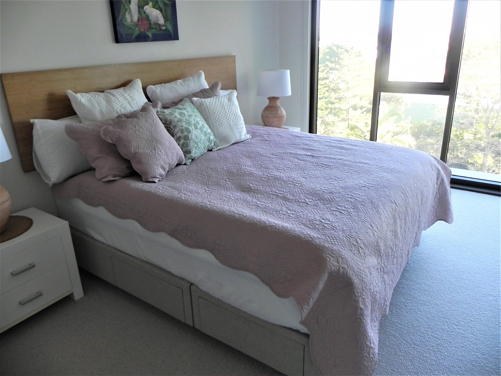 24/8 Admiralty Drive PARADISE WATERS 9