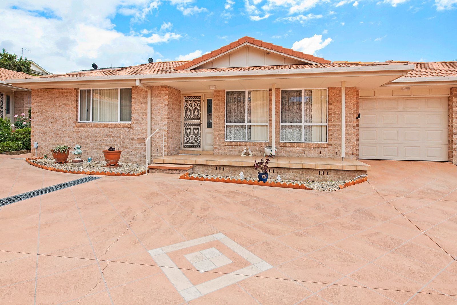 2/48 Bold Street LAURIETON 1