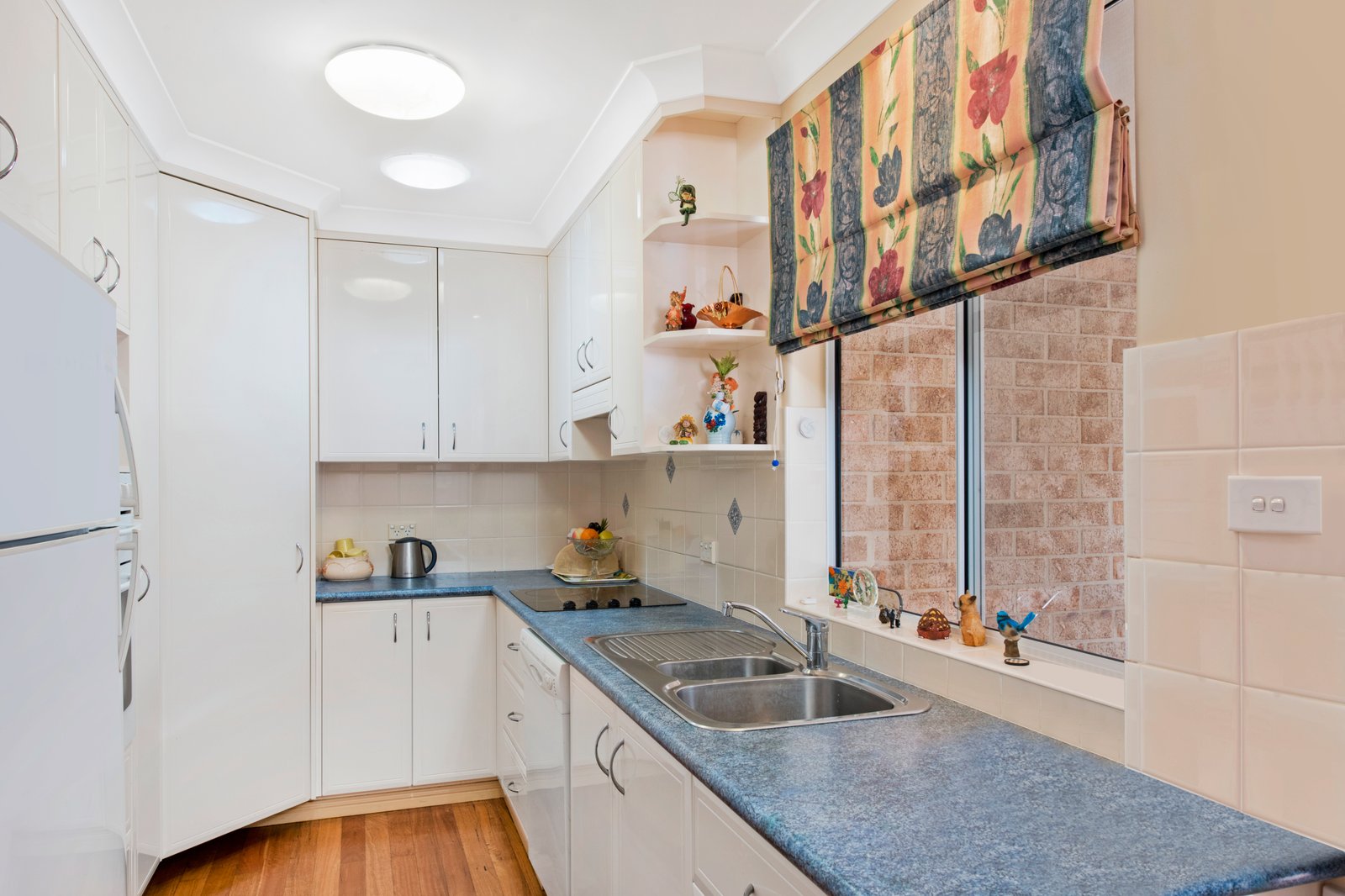 2/48 Bold Street LAURIETON 4