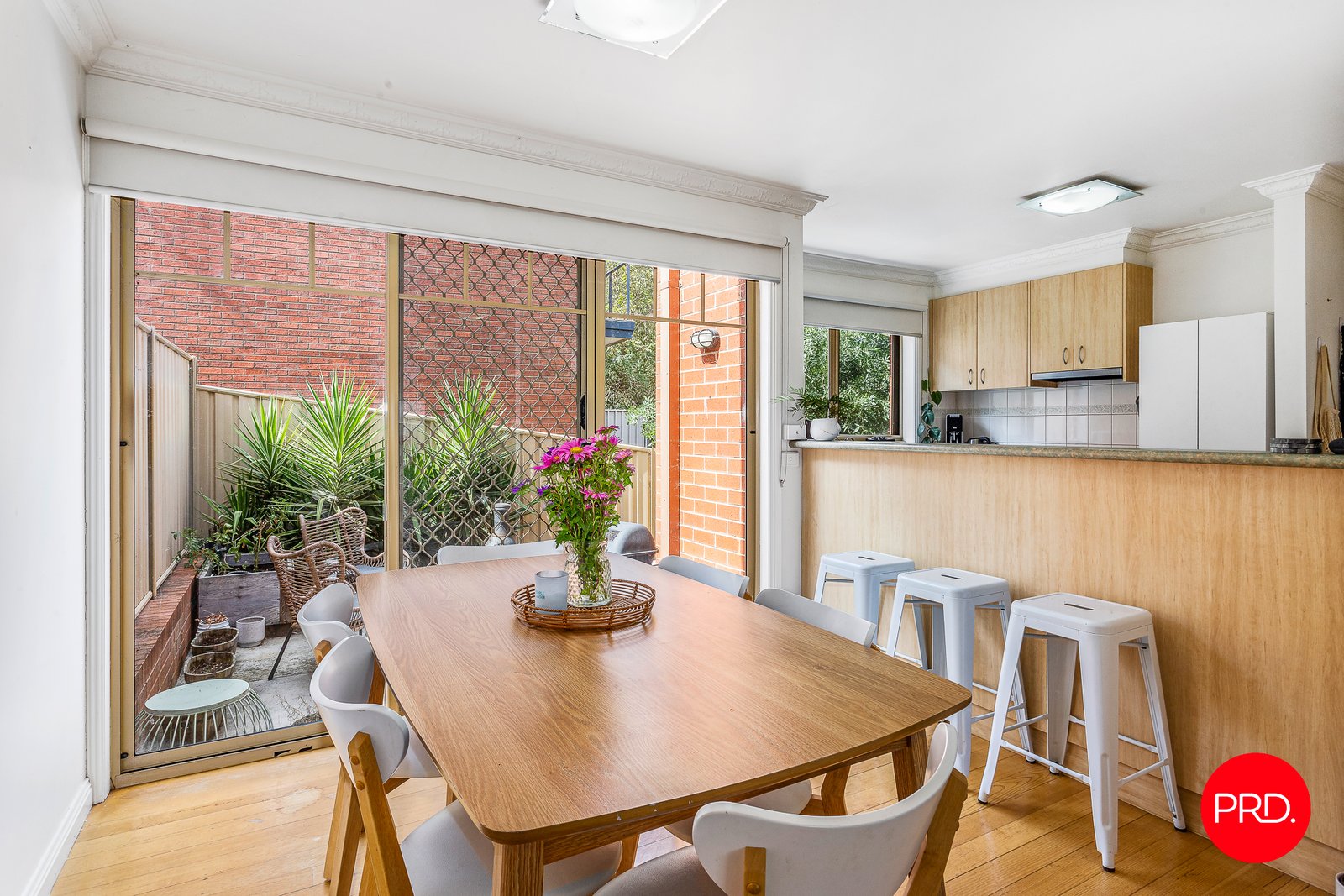 2/48 Houlahan Street FLORA HILL 3