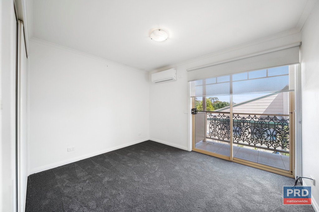 2/48 Houlahan Street FLORA HILL 8