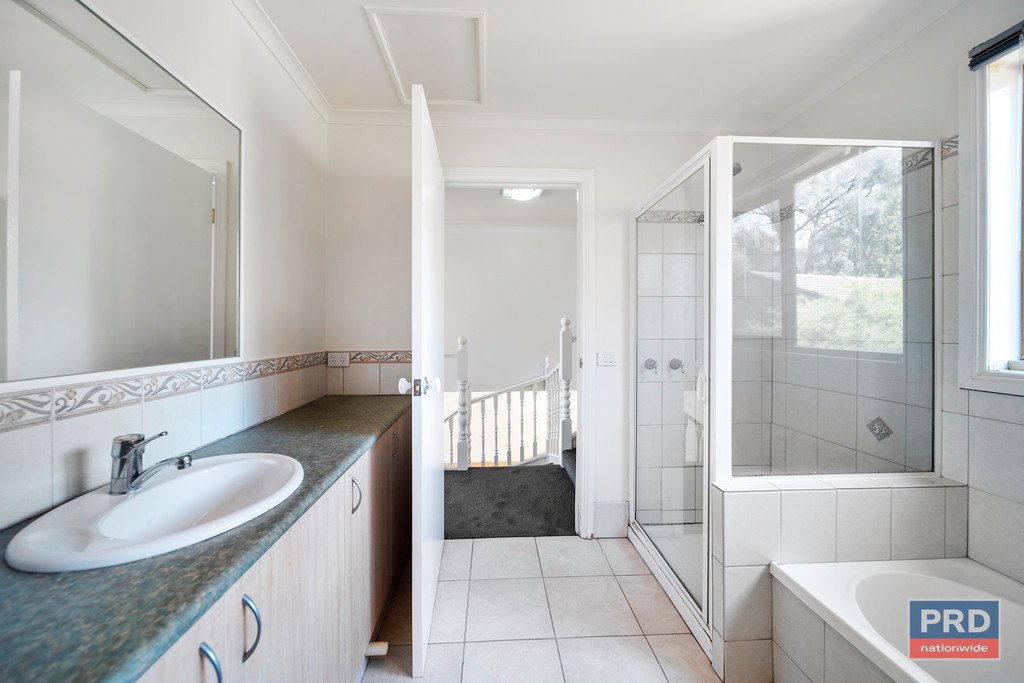 2/48 Houlahan Street FLORA HILL 9