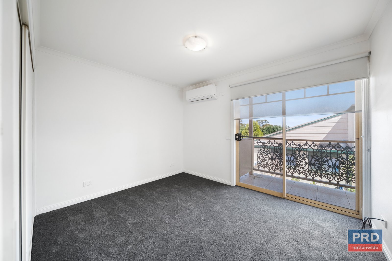 2/48 Houlahan Street FLORA HILL 8