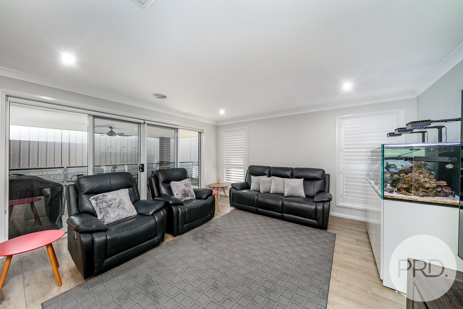 2/48 Ross Parkway GOBBAGOMBALIN 4