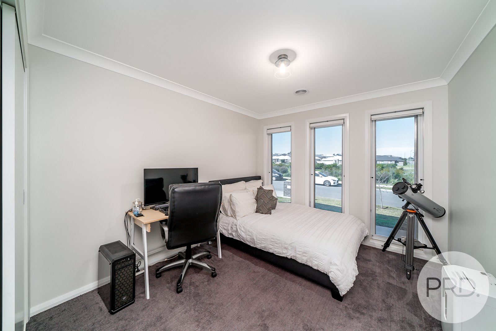 2/48 Ross Parkway GOBBAGOMBALIN 10