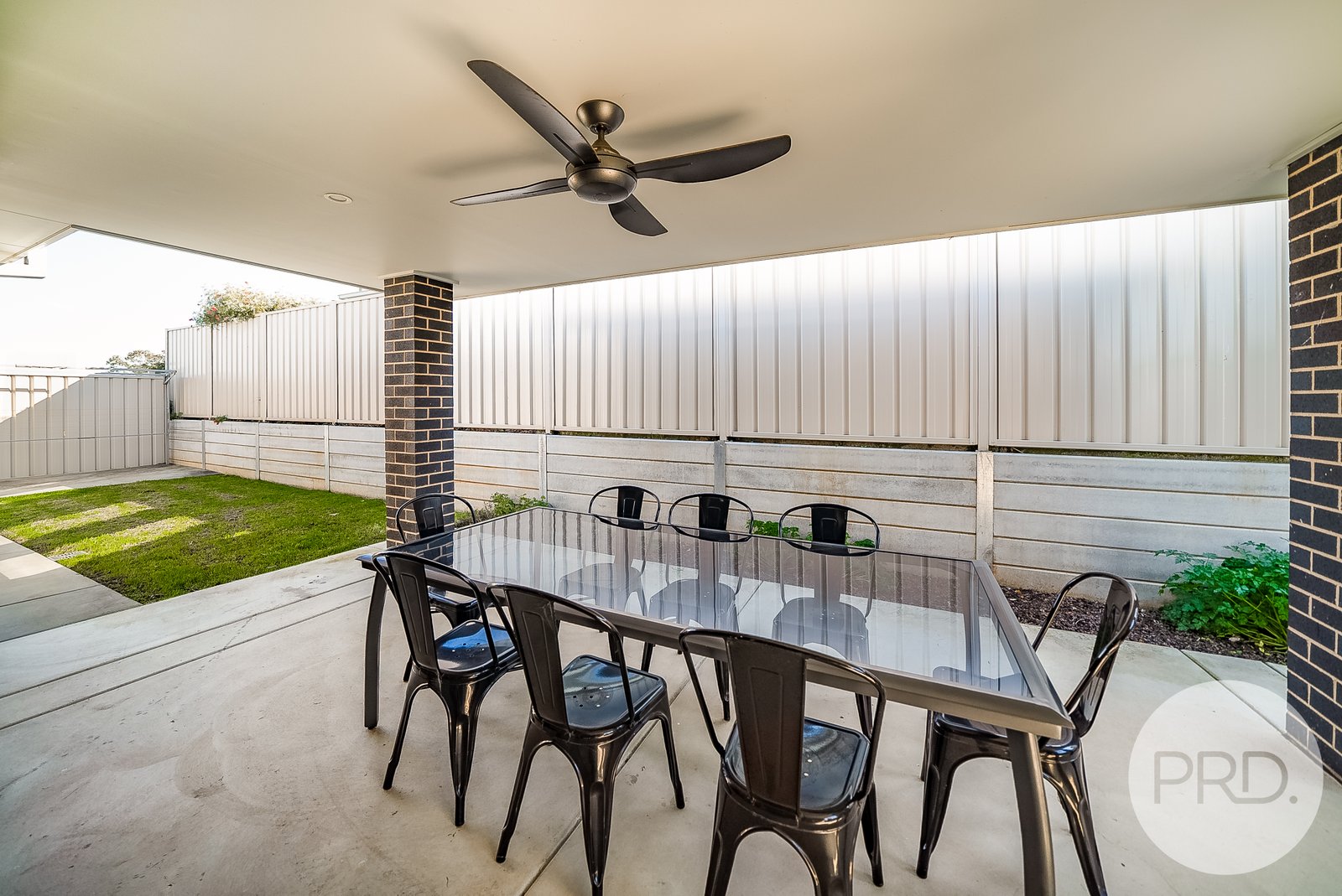 2/48 Ross Parkway GOBBAGOMBALIN 12