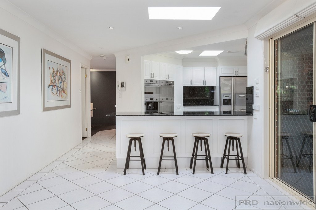 248 Somerset Drive THORNTON 10