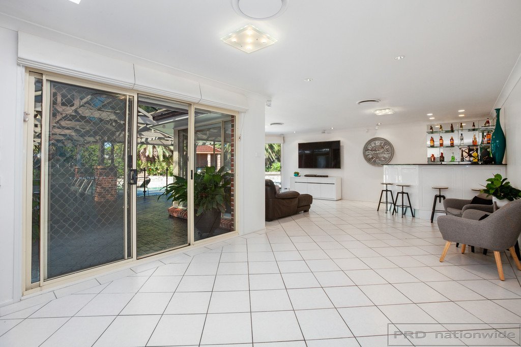 248 Somerset Drive THORNTON 12