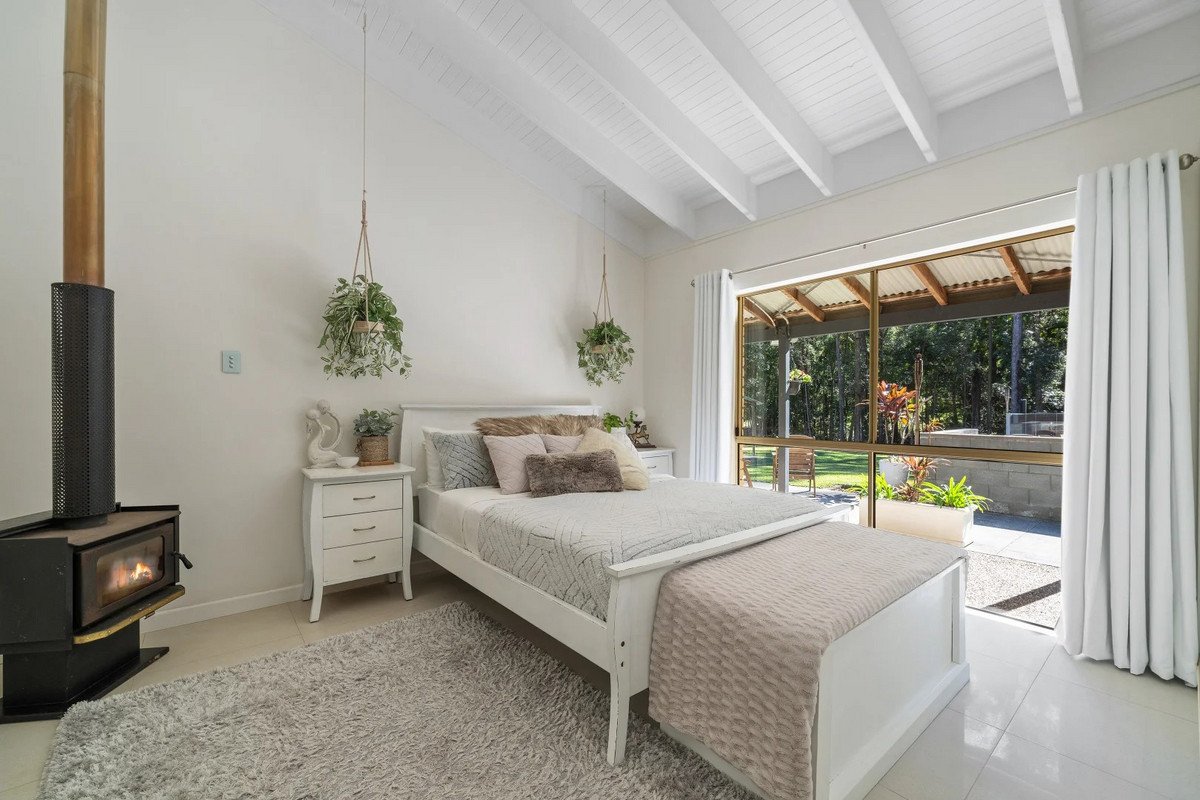 248 Trees Road Tallebudgera 12
