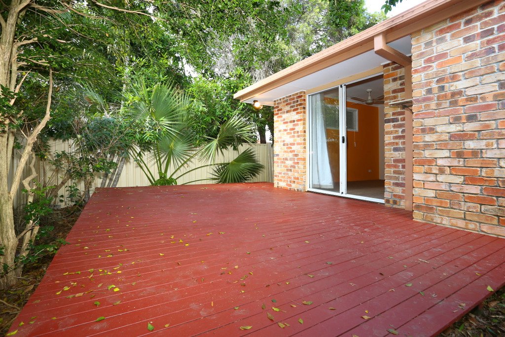 2/487 Pine Ridge Road RUNAWAY BAY 11