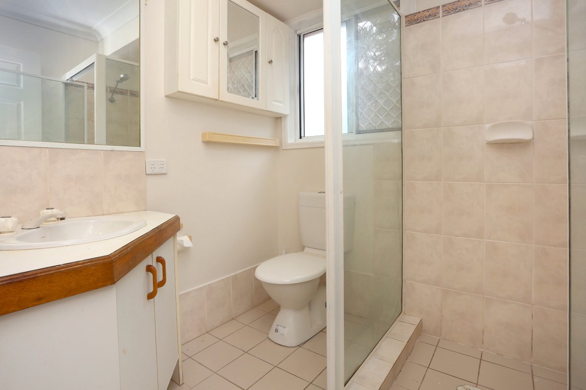 2/487 Pine Ridge Road RUNAWAY BAY 14
