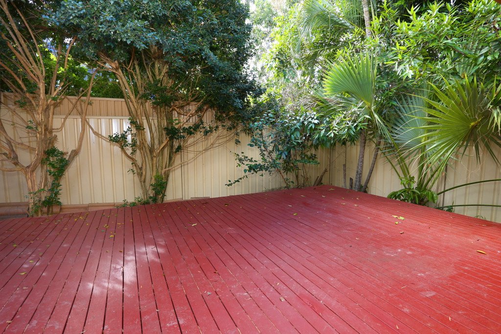 2/487 Pine Ridge Road RUNAWAY BAY 19