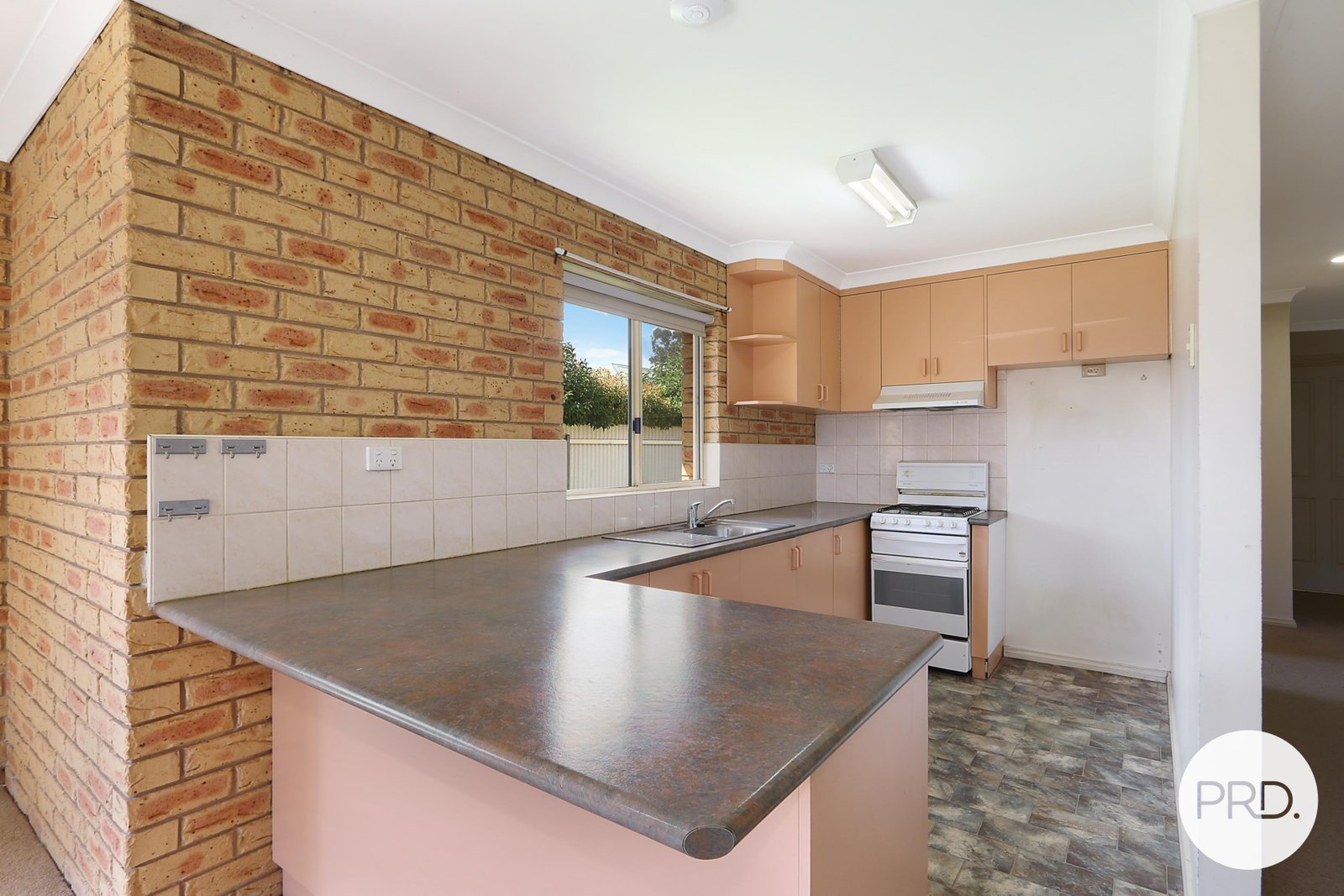 2/489 Logan Road NORTH ALBURY 2