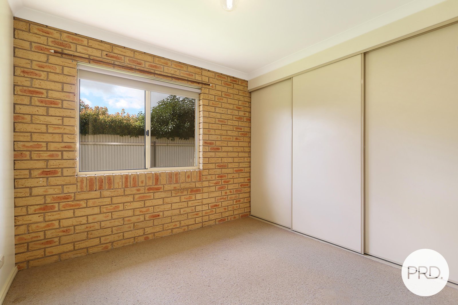 2/489 Logan Road NORTH ALBURY 7