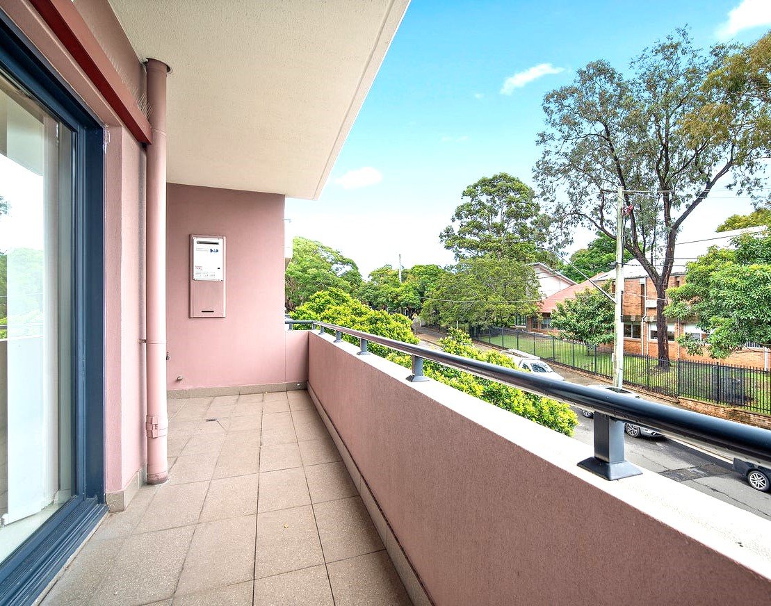 2/49-49A Penshurst Street PENSHURST 8
