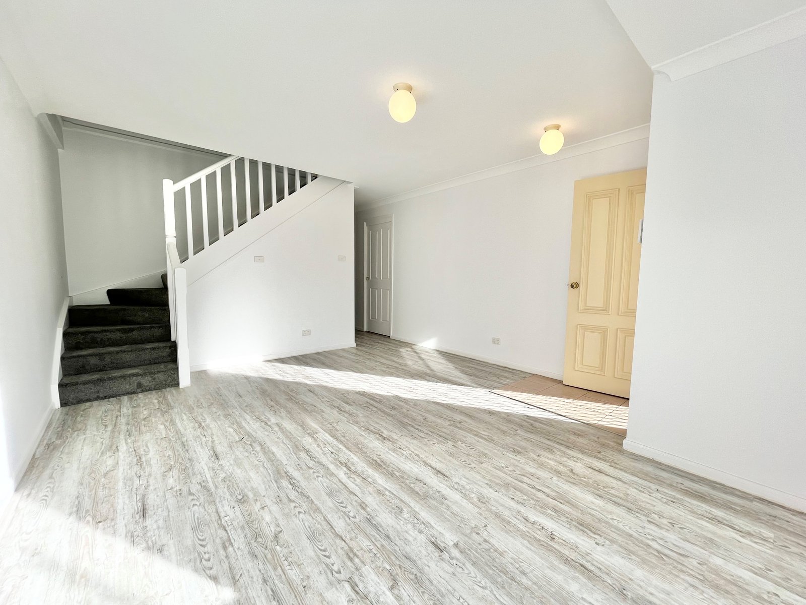 2/49-53 Bonito Street CORLETTE 4