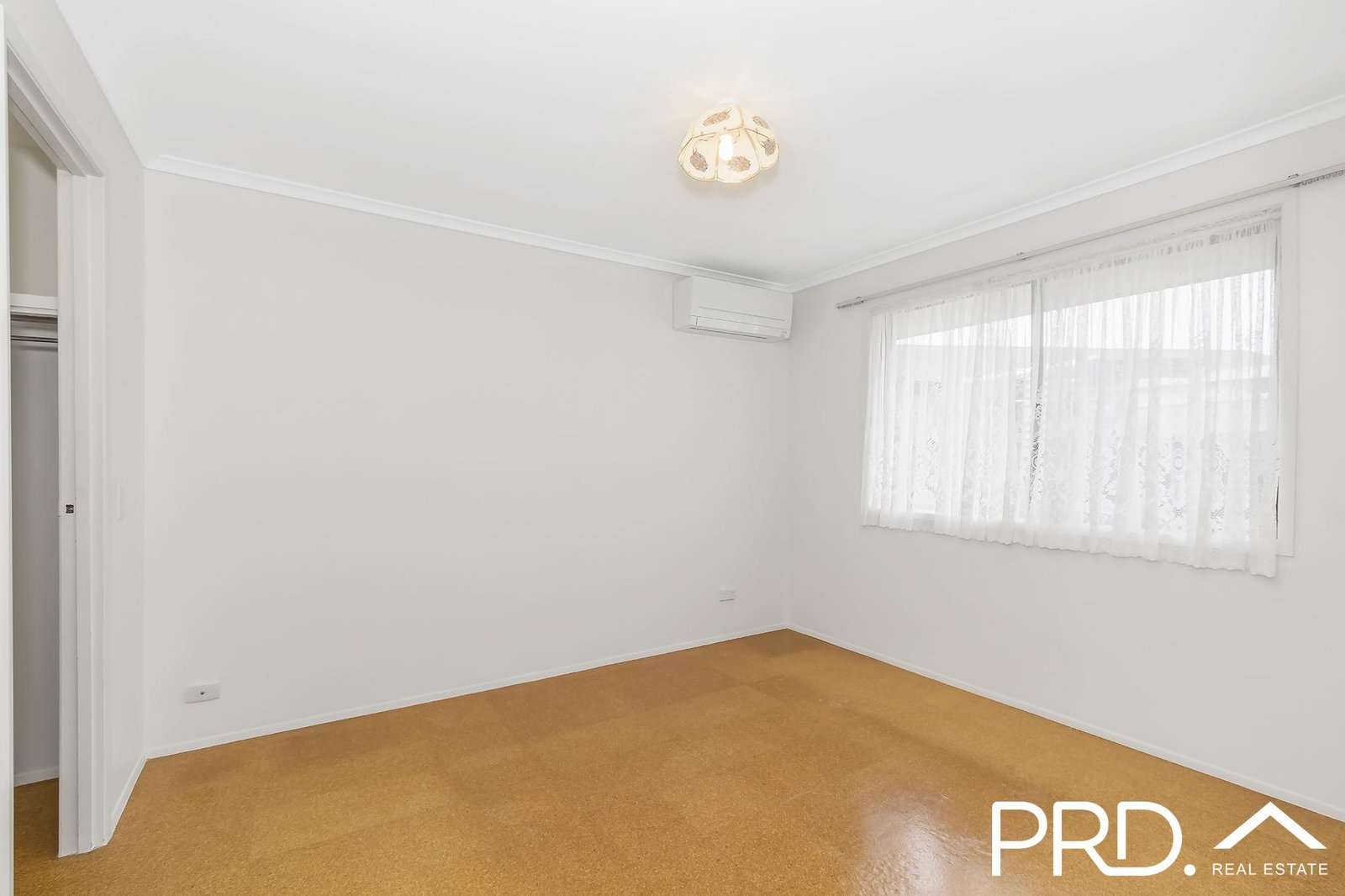 2/49 Alexander Drive HIGHLAND PARK 8