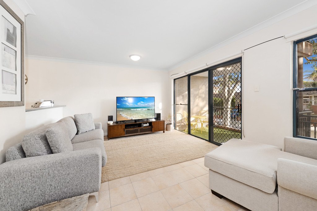 2/49 Baird Avenue MATRAVILLE 2