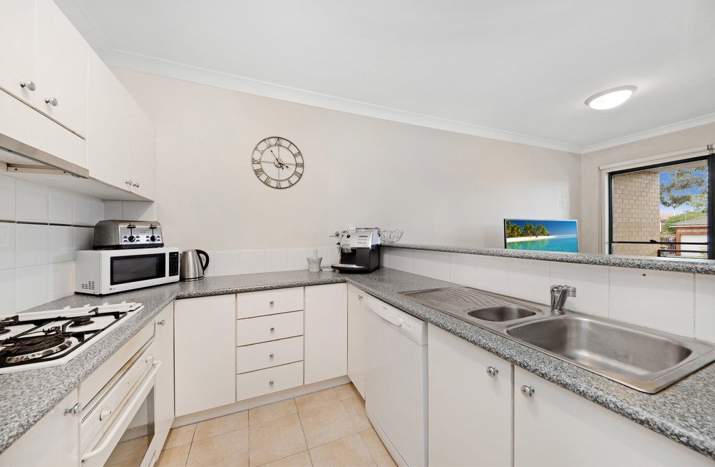 2/49 Baird Avenue MATRAVILLE 3