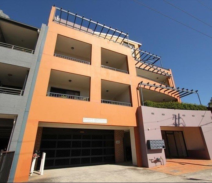 2/49 Bathurst Street LIVERPOOL 1