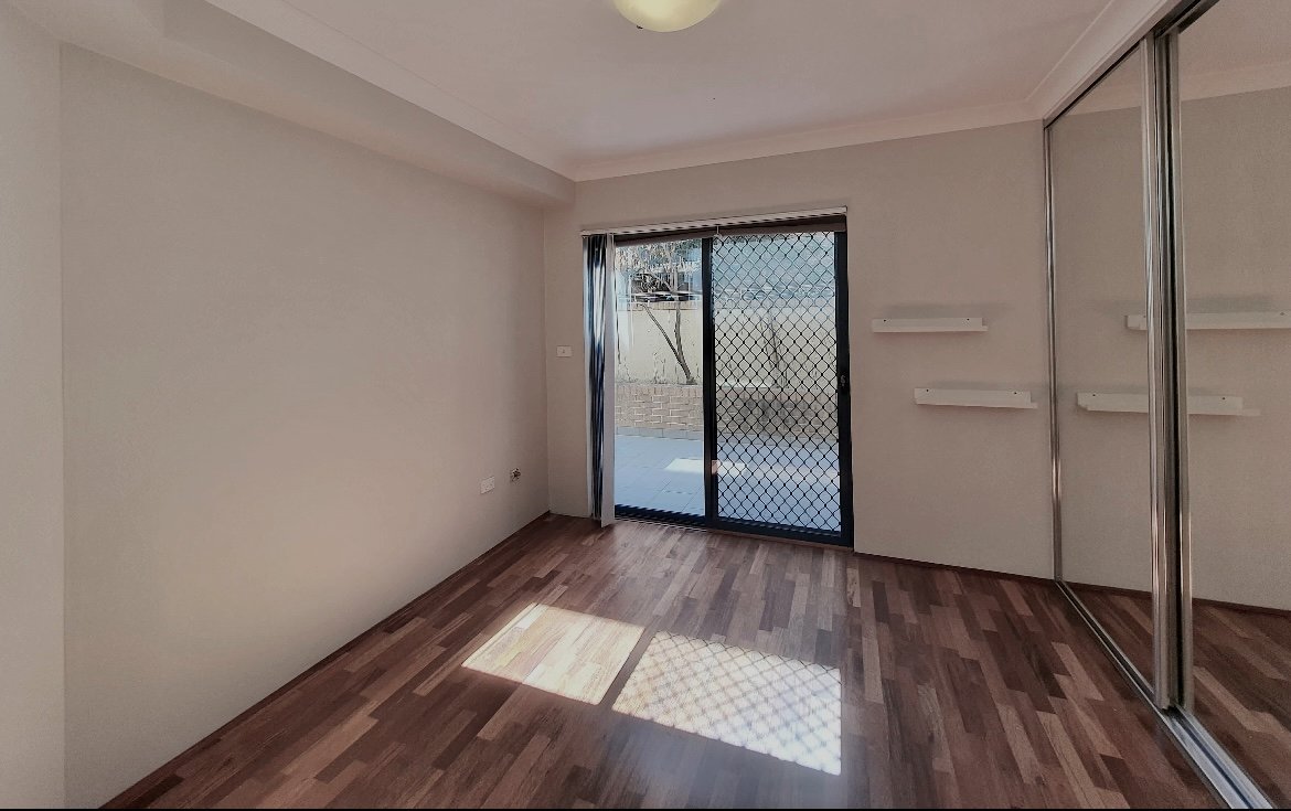 2/49 Bathurst Street LIVERPOOL 10