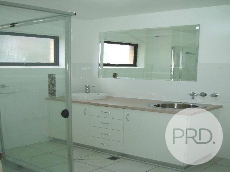 2/49 Buckland Road NUNDAH 7