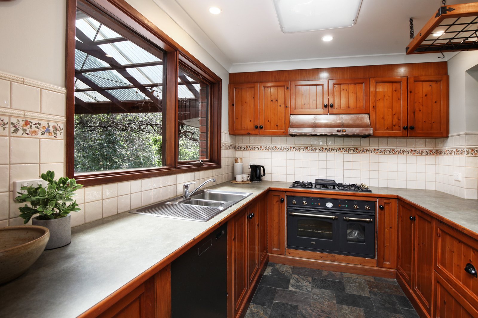 Real Estate and Property in 249 Couangalt Road, Gisborne South, VIC