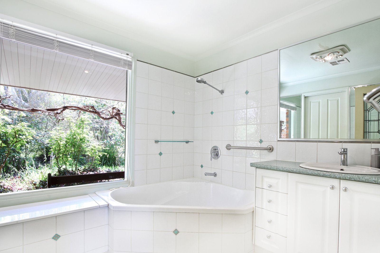 Real Estate and Property in 249 Couangalt Road, Gisborne South, VIC