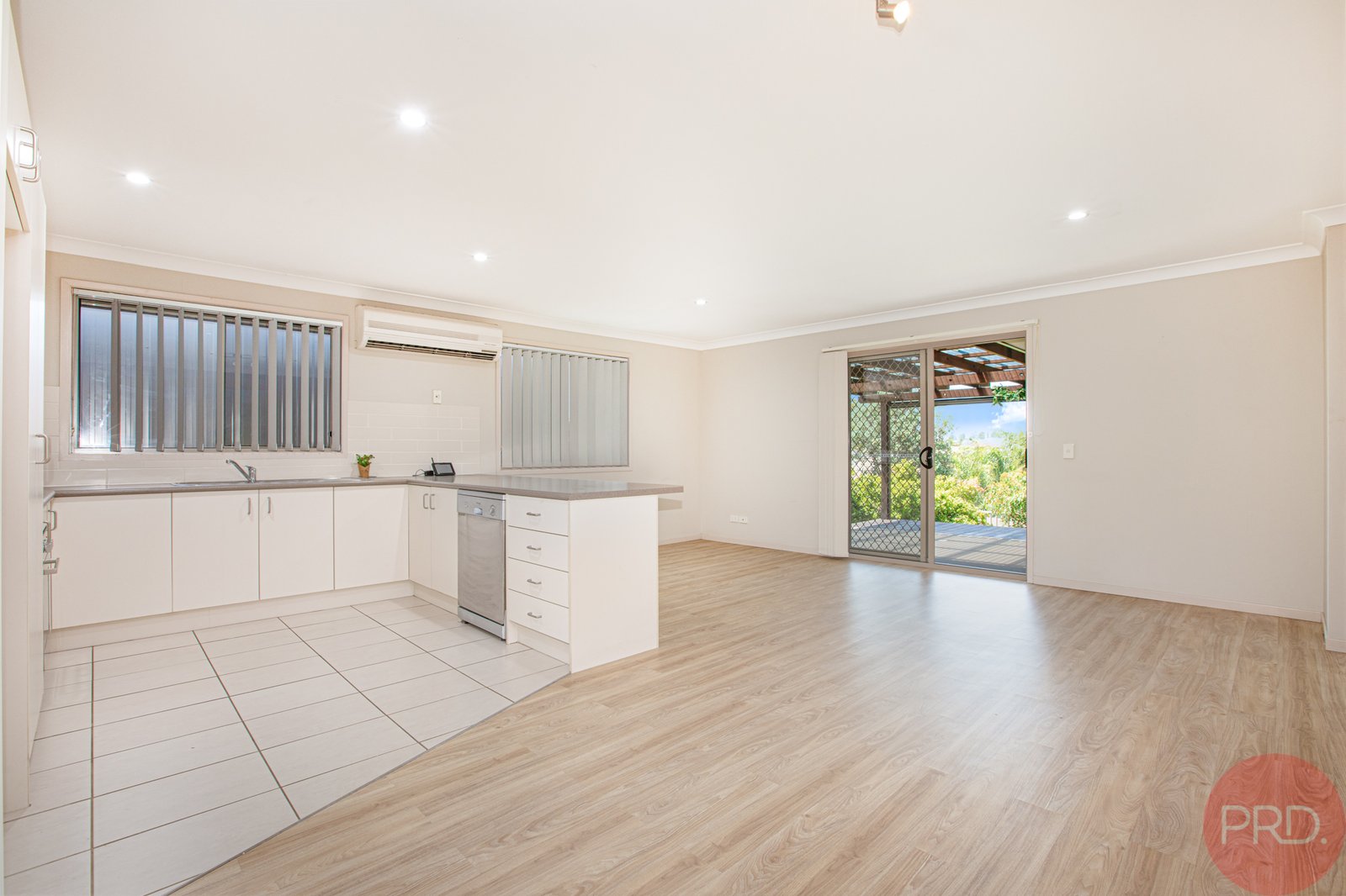 249 Denton Park Drive ABERGLASSLYN 6