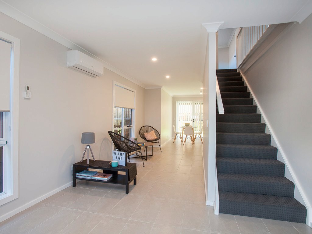 2/49 Finch Crescent ABERGLASSLYN 6